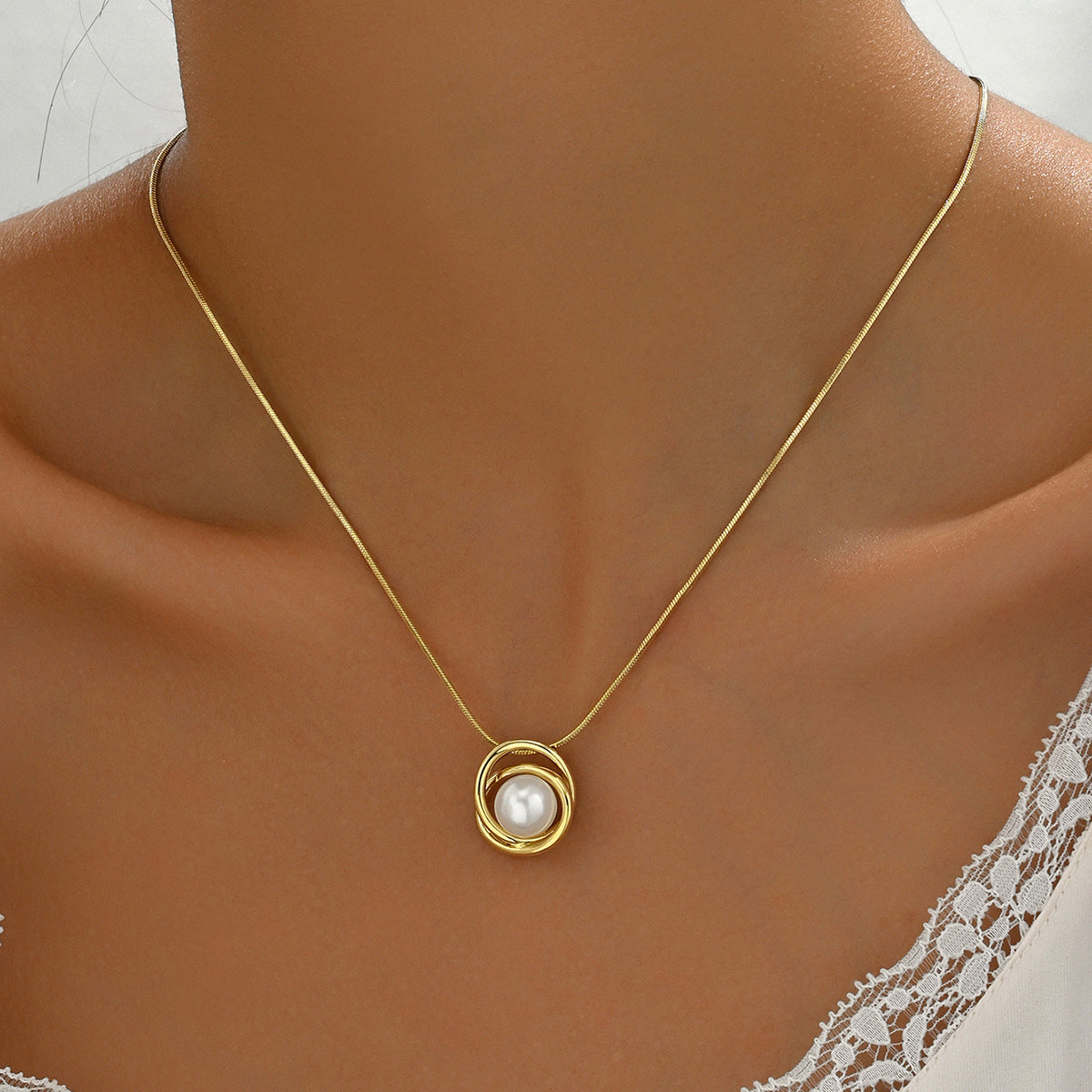 Heike™ - Damesketting met parelmoeren hanger