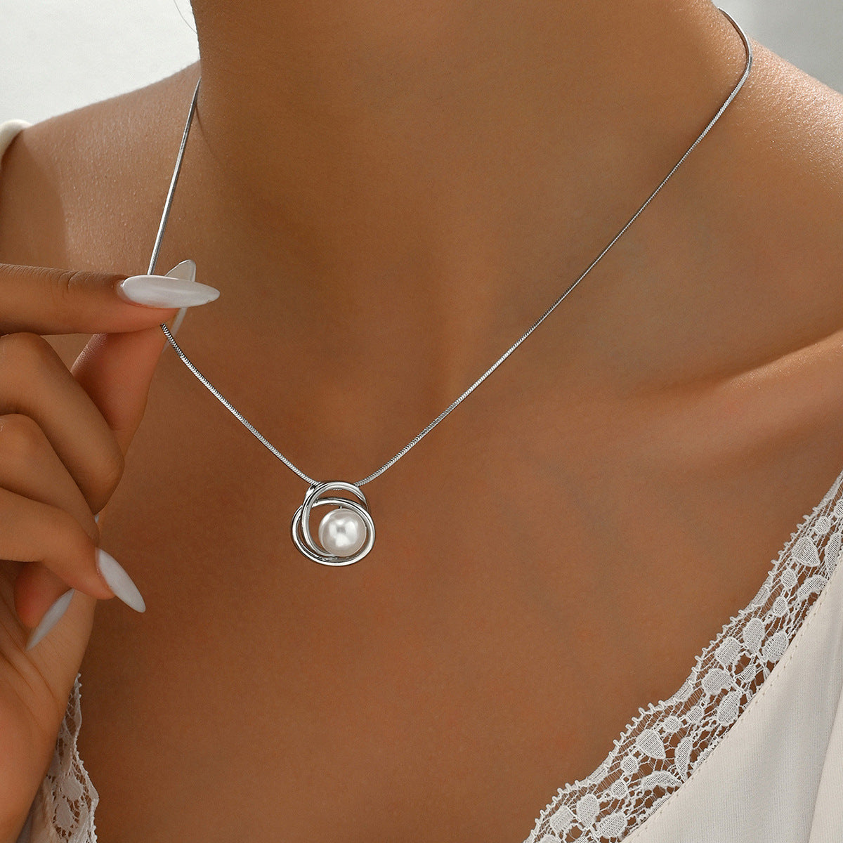 Heike™ - Damesketting met parelmoeren hanger