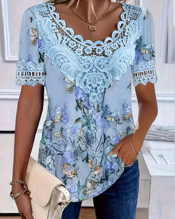 Amalina™ - Korte mouwen T-shirt met bloemenprint