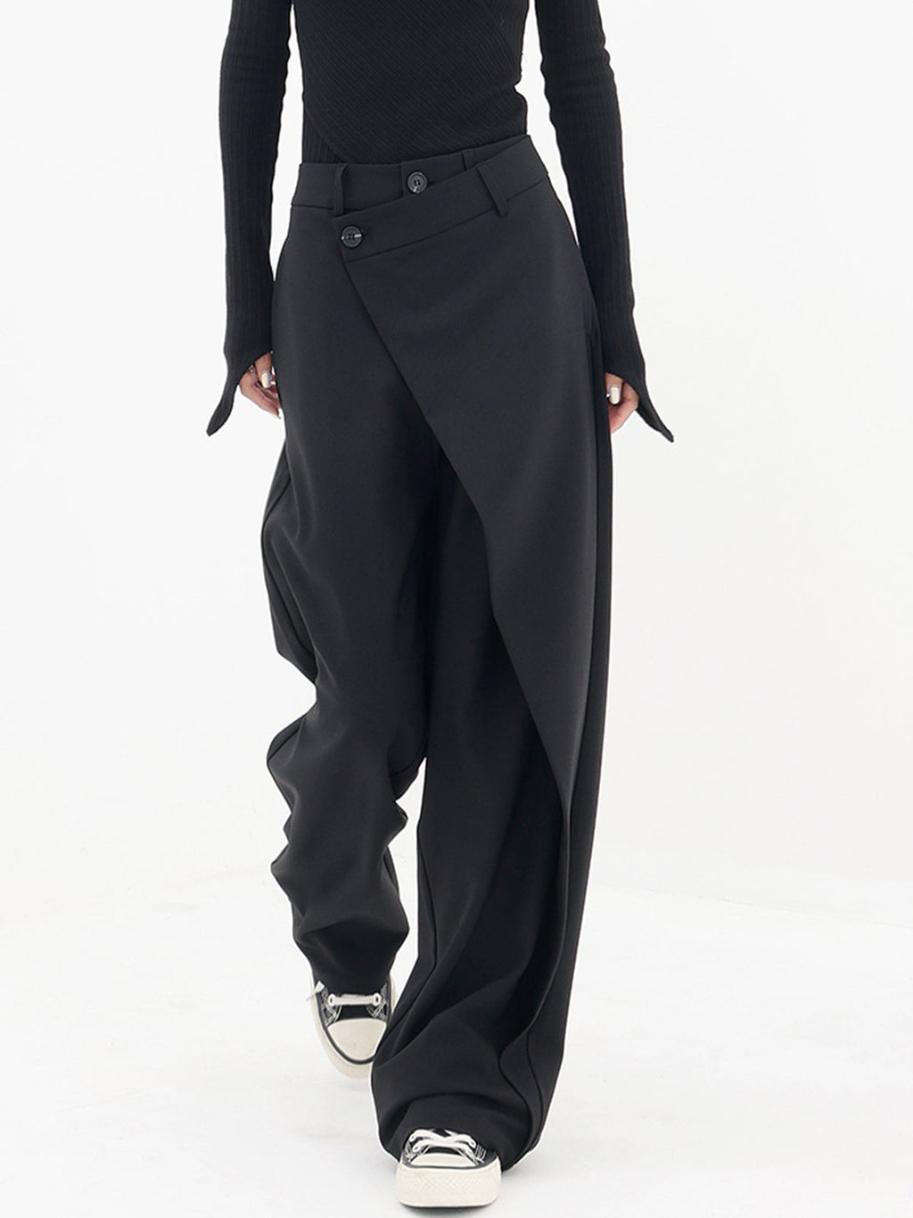 Pauline™ - Broek met wijde pijpen en asymmetrische en overlappende knopen