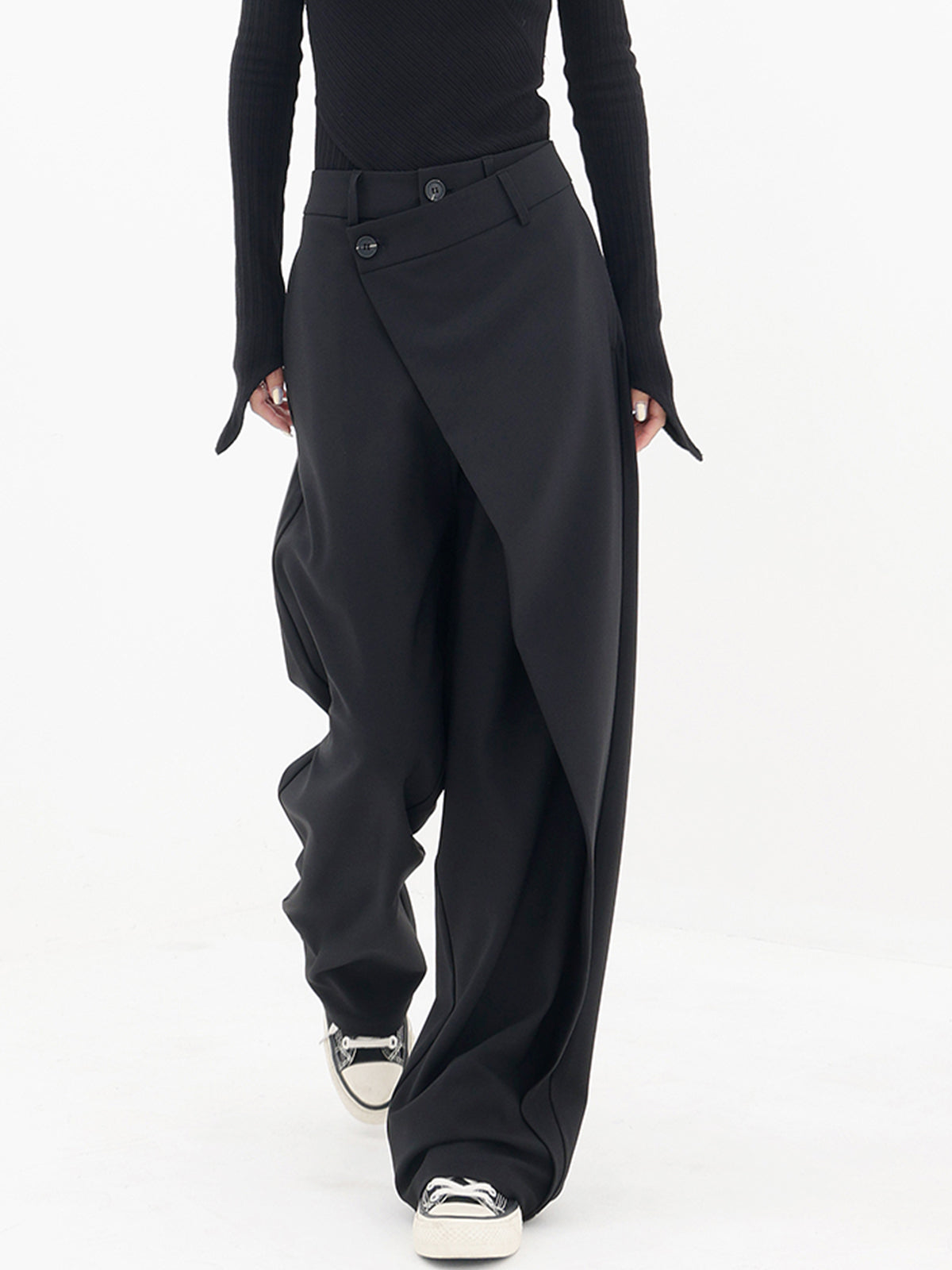 Pauline™ - Broek met wijde pijpen en asymmetrische en overlappende knopen