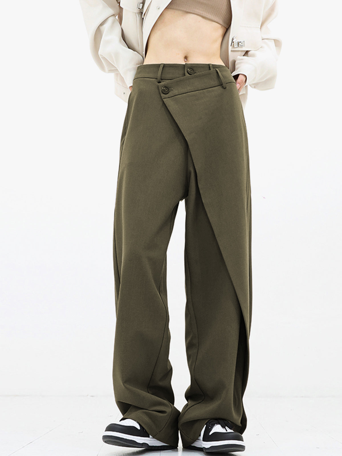 Pauline™ - Broek met wijde pijpen en asymmetrische en overlappende knopen