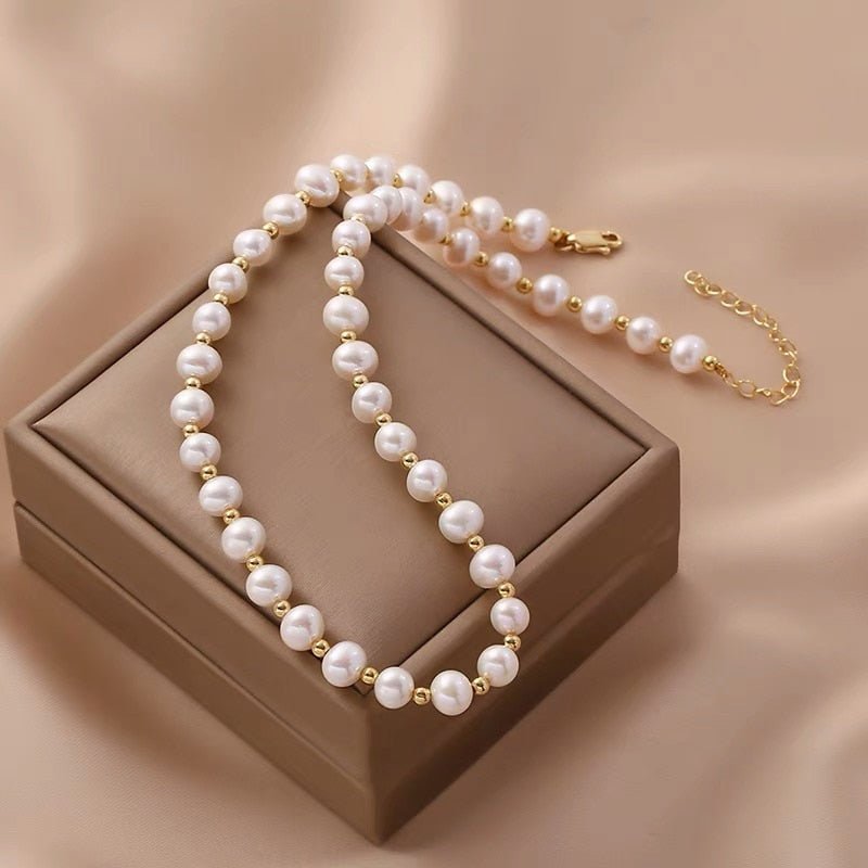 Scarlett™ - Zoetwaterparel bedelketting