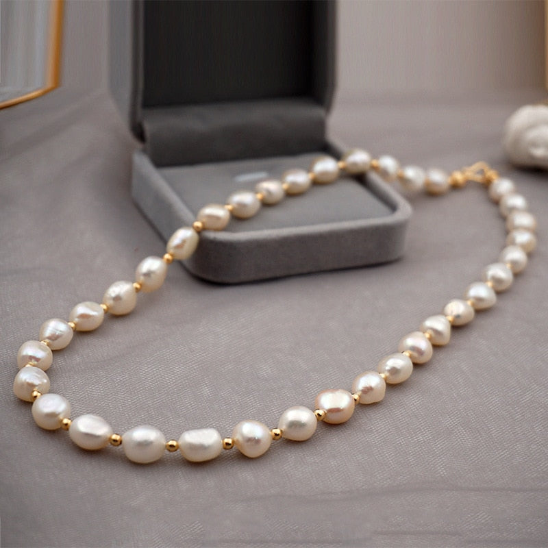 Scarlett™ - Zoetwaterparel bedelketting