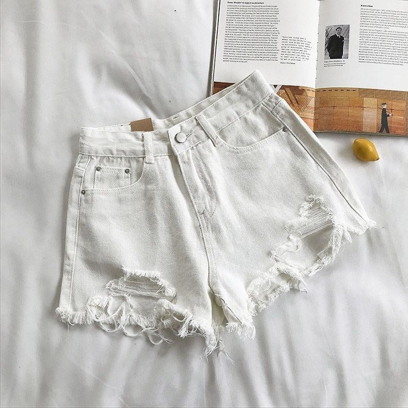 Estelle™ - Damesshort van denim met gerafeld effect